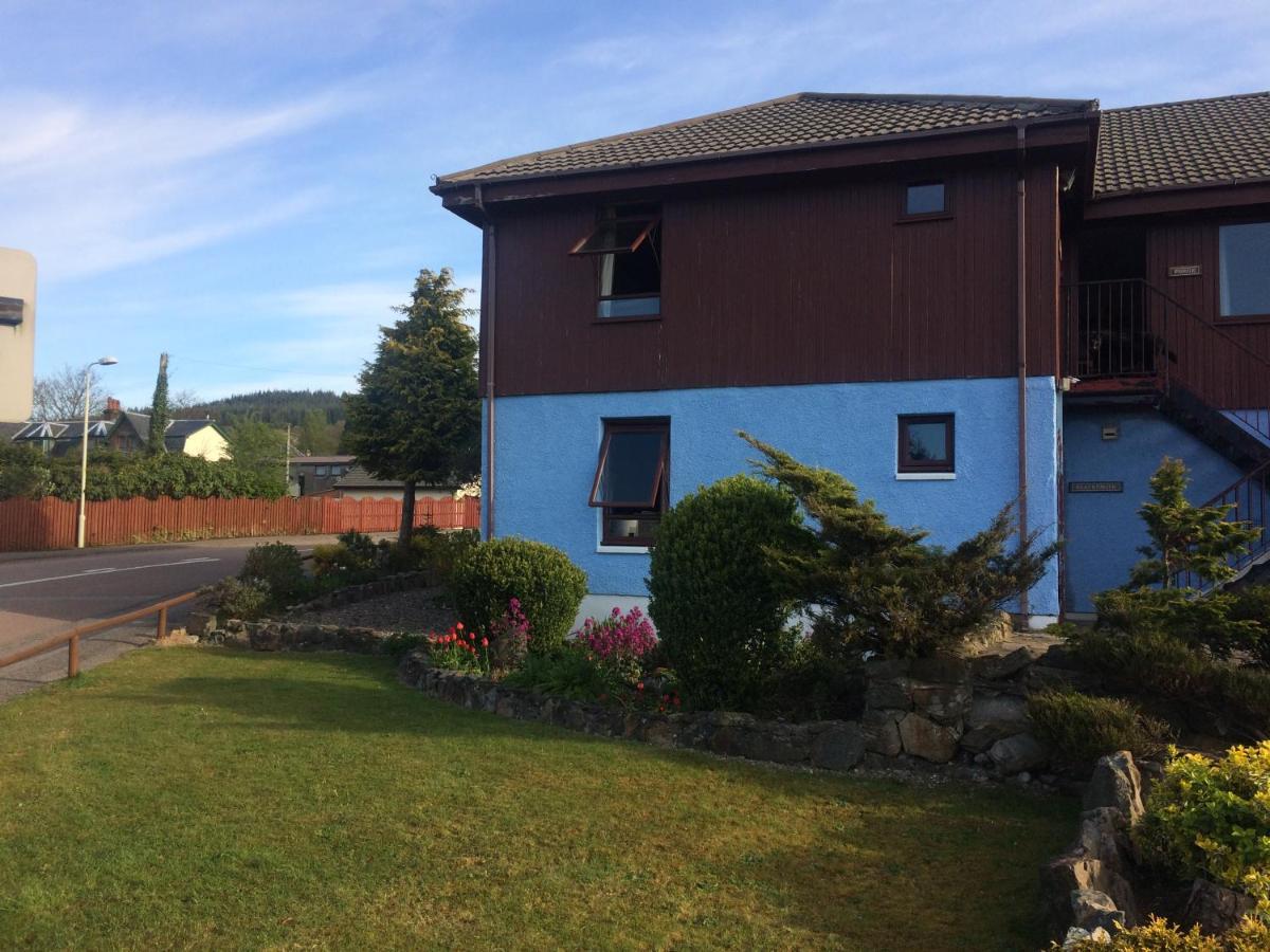 Snowgoose Apartments & Bunkhouse Fort William Extérieur photo